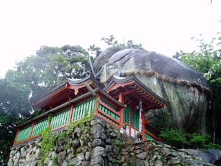 ゴトビキ岩
