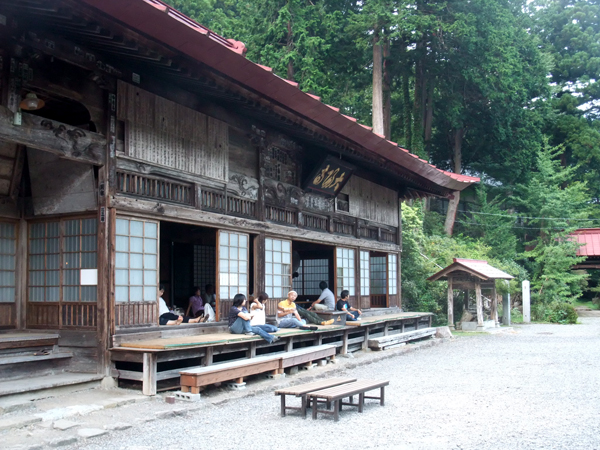 山の中の宿坊