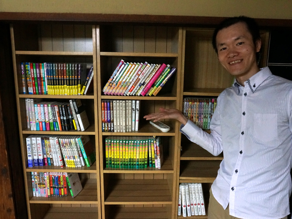 漫画図書館の本棚