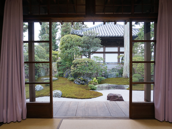 妙心寺大心院の客室から