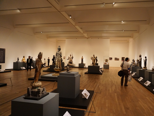 観音の里の祈りとくらし展の会場