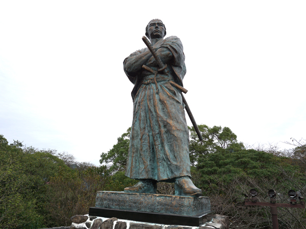 坂本龍馬像