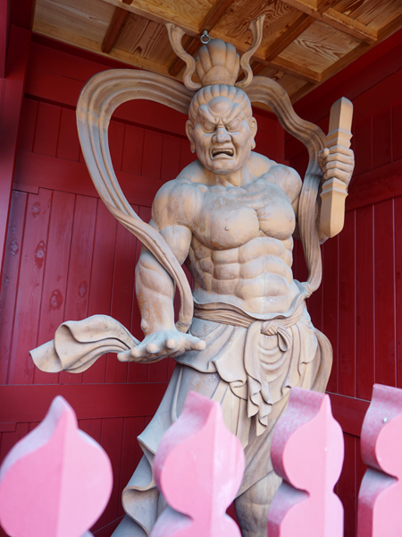 栃木・慈光寺の仁王（阿形）