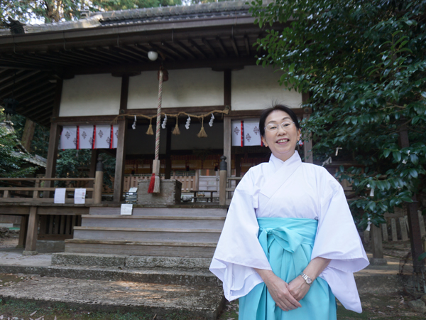 葛木御歳神社・東川優子さん