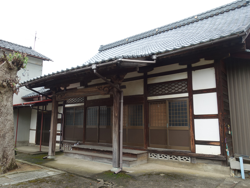 福井県妙光寺の本堂