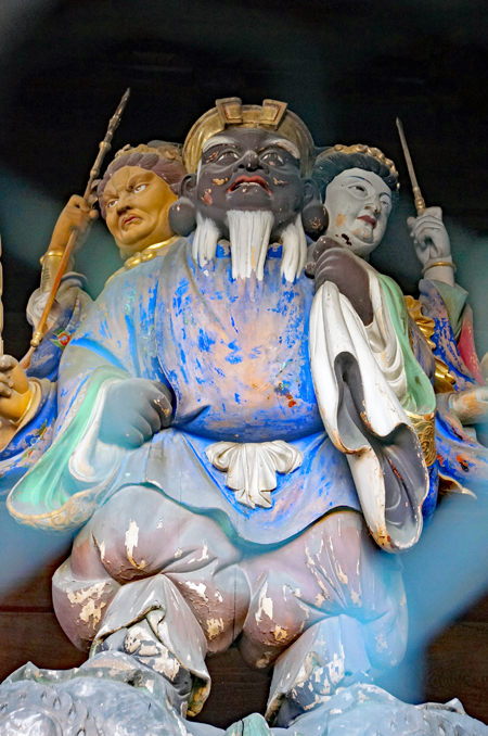 長野・善光寺の三面大黒天