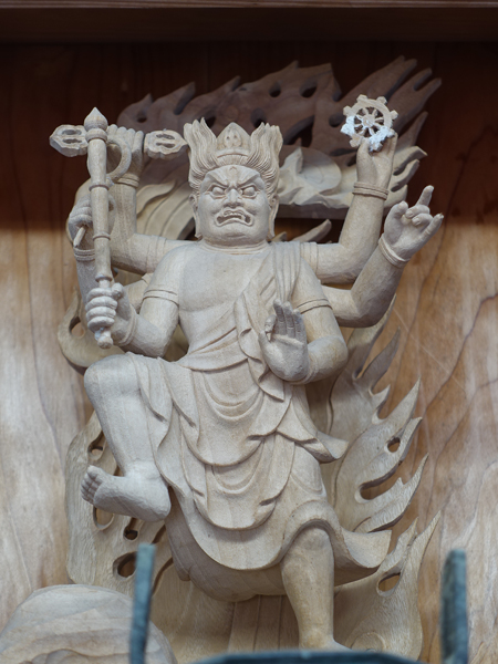 島根・一畑薬師の烏枢沙摩明王