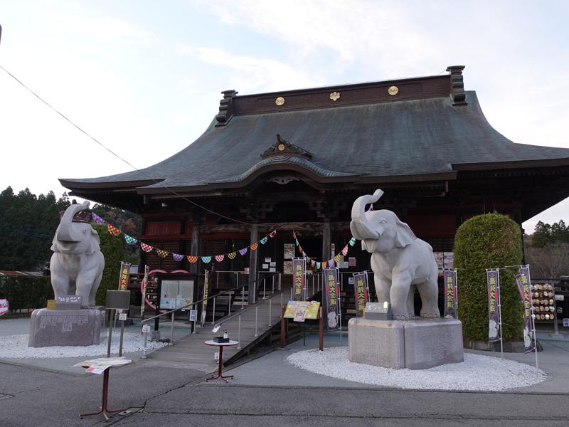 長福寿寺の本堂